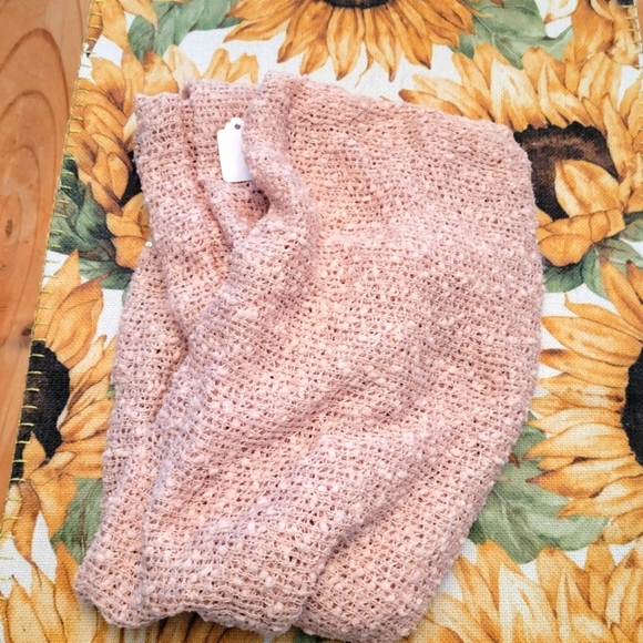 Handmade Scarf - Picture 3 of 3